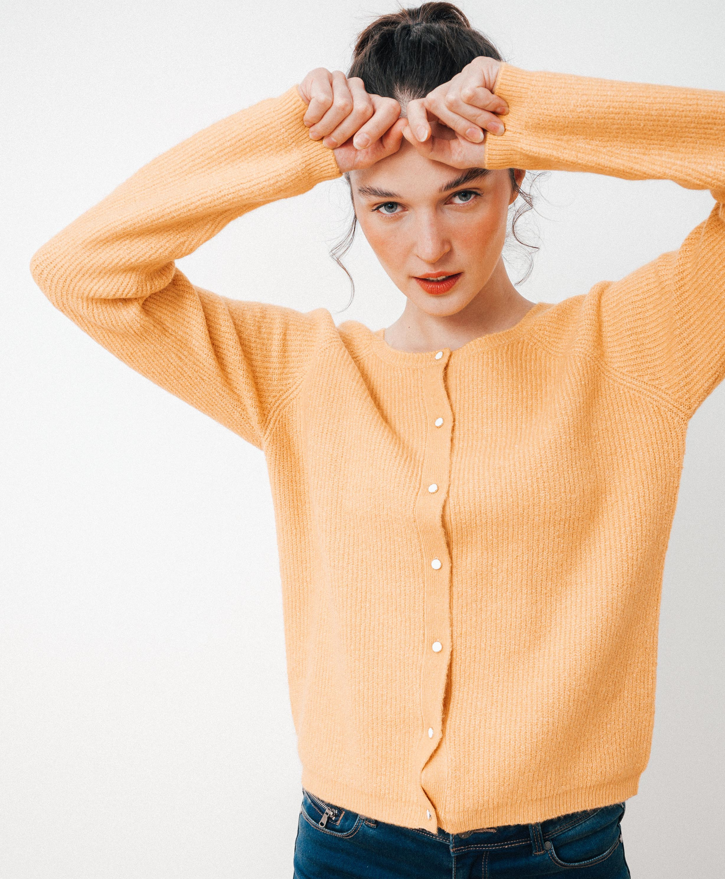Pull EGLANTINE
