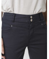 Pantalon CHARLIZE slim 7/8ème 2 boutons métal - Marine - C'est Beau la Vie