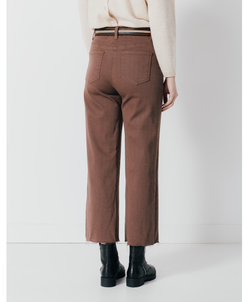 64CB2JE400_027 (3).jpg