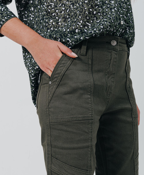 64CB2JE500_076 (4).jpg