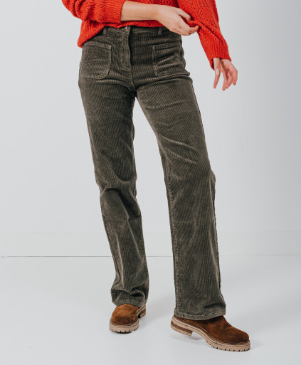 Pantalon COLOMBE  - Pantalon coupe flare et large en velours poches plaquées -  Dark olive - C'est Beau la Vie
