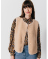 Gilet CÔME - Gilet boulette sans manches boutons pression col rond -  Crème brulée - C'est Beau la Vie