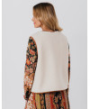 Gilet COMETTE - Gilet bouclette sans manches bords contrastés boutons corne -  Ecru - C'est Beau la Vie