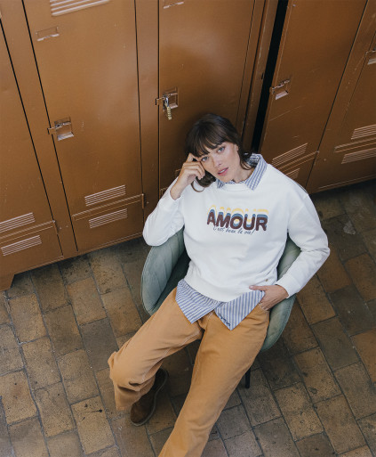 Sweatshirt SOLENE - Sweatshirt col rond manches longues imprimé "Amour"  -  Ecru - C'est Beau la Vie