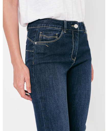 62CB2JE902_001 (3).jpg