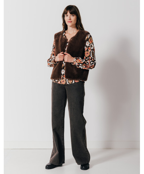 64CB2VE200_028 (2).jpg