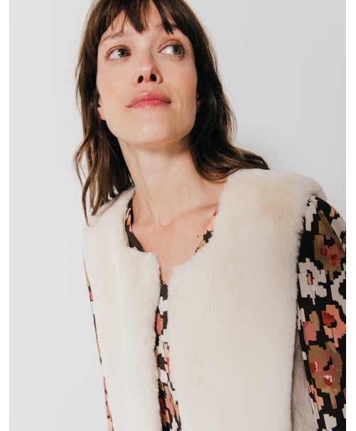 64CB2VE200_115 (2).jpg