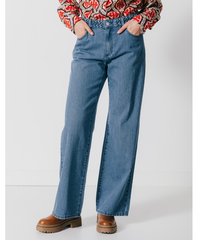 66CB2JE200_002 (1).jpg