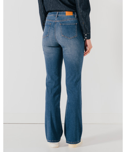 66CB2JE901_001 (3).jpg