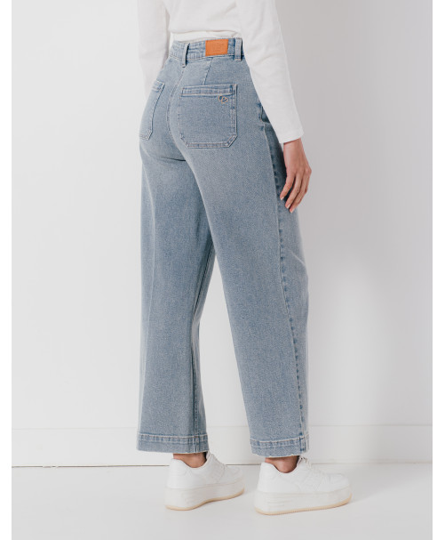 66CB2JE102_003 (4).jpg