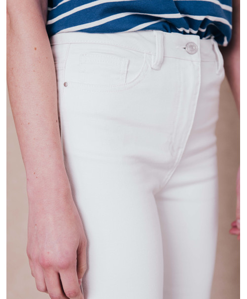 67CB2JE901_101 (3).jpg